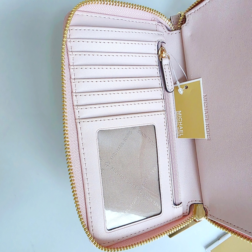 NWT Michael Kors Pink Leather Zip Wallet - Picture 4 of 7